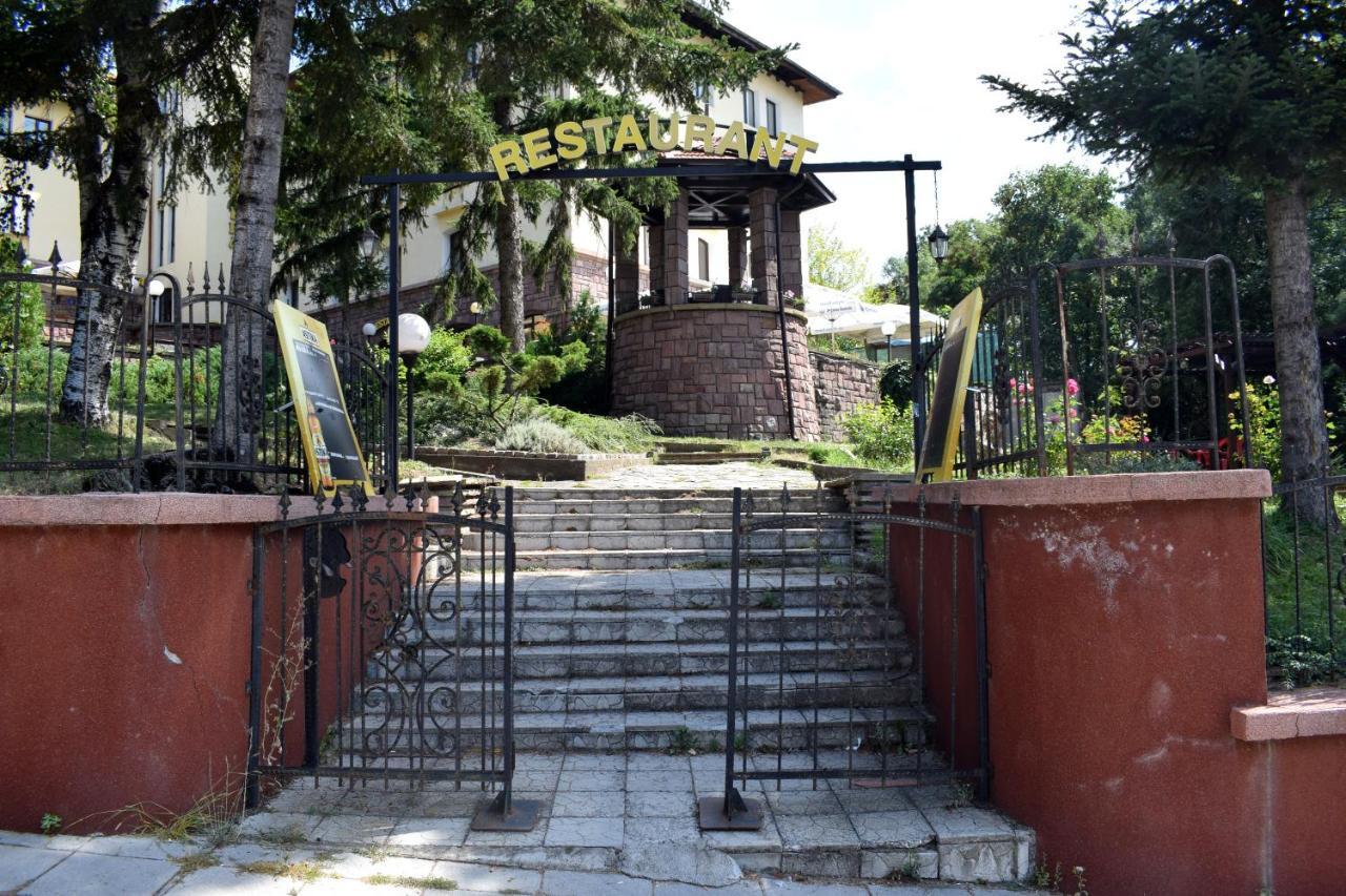 Hotel Jeravna Банкя Екстериор снимка