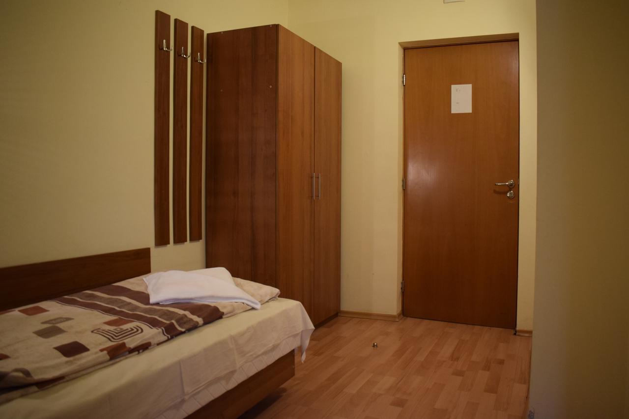 Hotel Jeravna Банкя Екстериор снимка