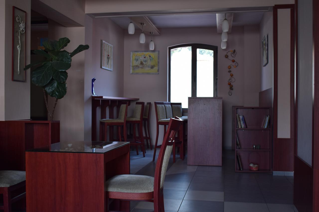 Hotel Jeravna Банкя Екстериор снимка