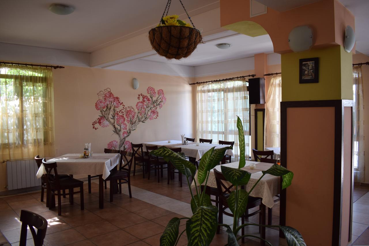 Hotel Jeravna Банкя Екстериор снимка